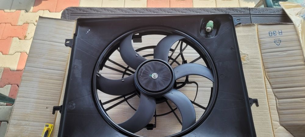 Ventilatoar pentruradiator NOU Hyundai,Kia