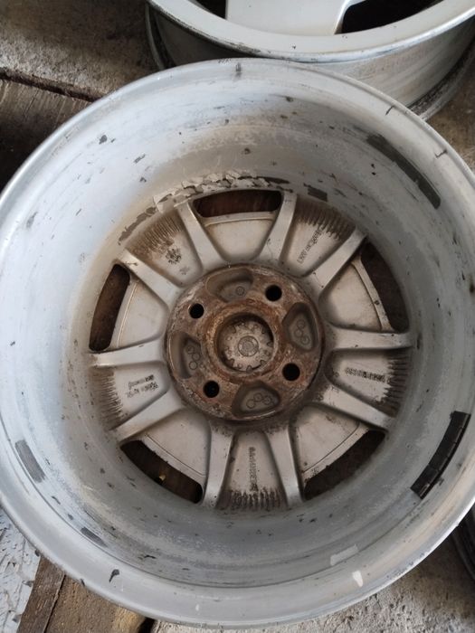 Продам диски Ауди