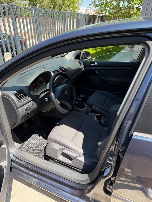 Volkswagen Golf 2008 benzină, 2.587 € — imagine 4
