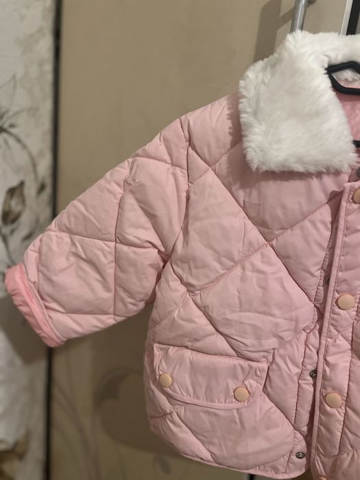 Демисезонная куртка на девочку, рост 100