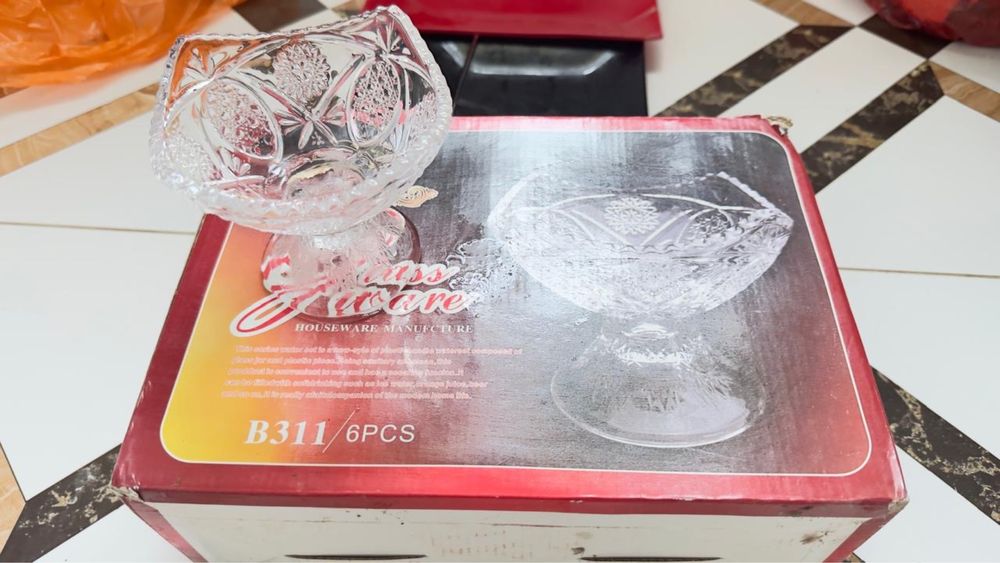 Тарелки набор еще много посуды