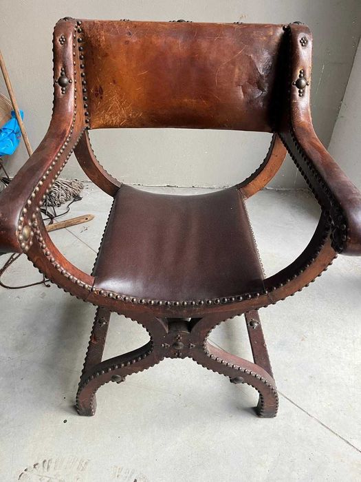 Scaun Savonarola antic!