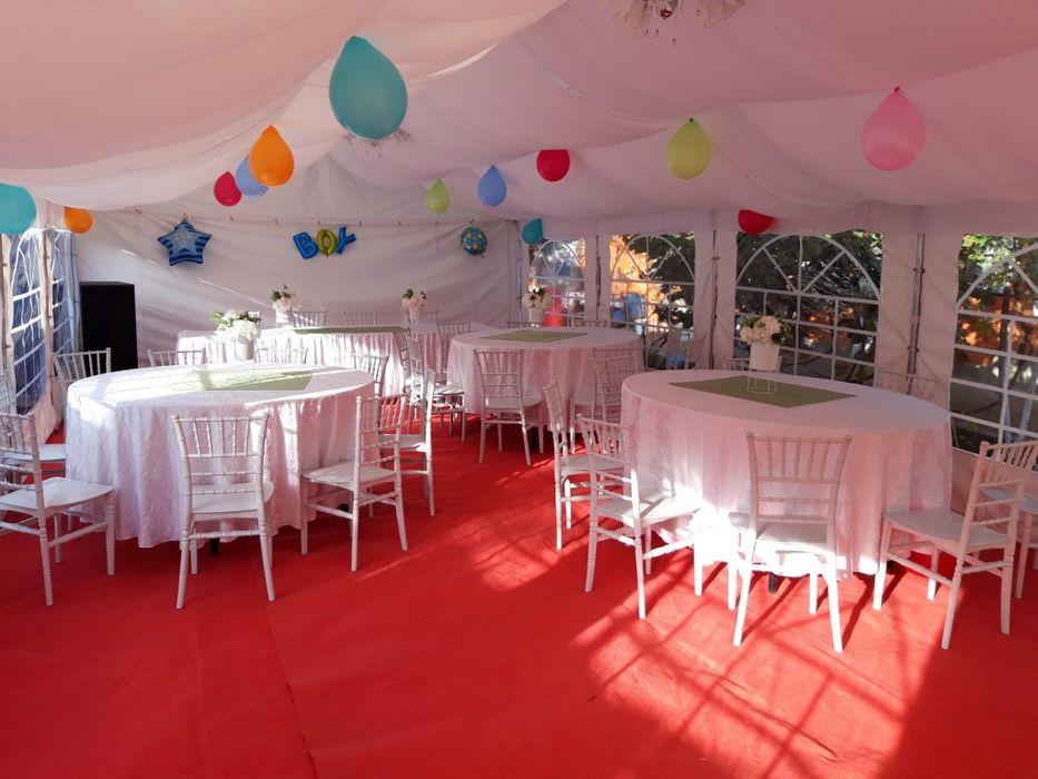 Corturi pentru evenimente de inchiriat