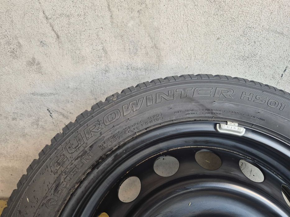 ROTI Jante + Anvelope de IARNA - 4x100 17'' 5J ET 40 - OEM TOYOTA AYGO X - 175/65/17 - Falken CA NOI - DOT 4023 !