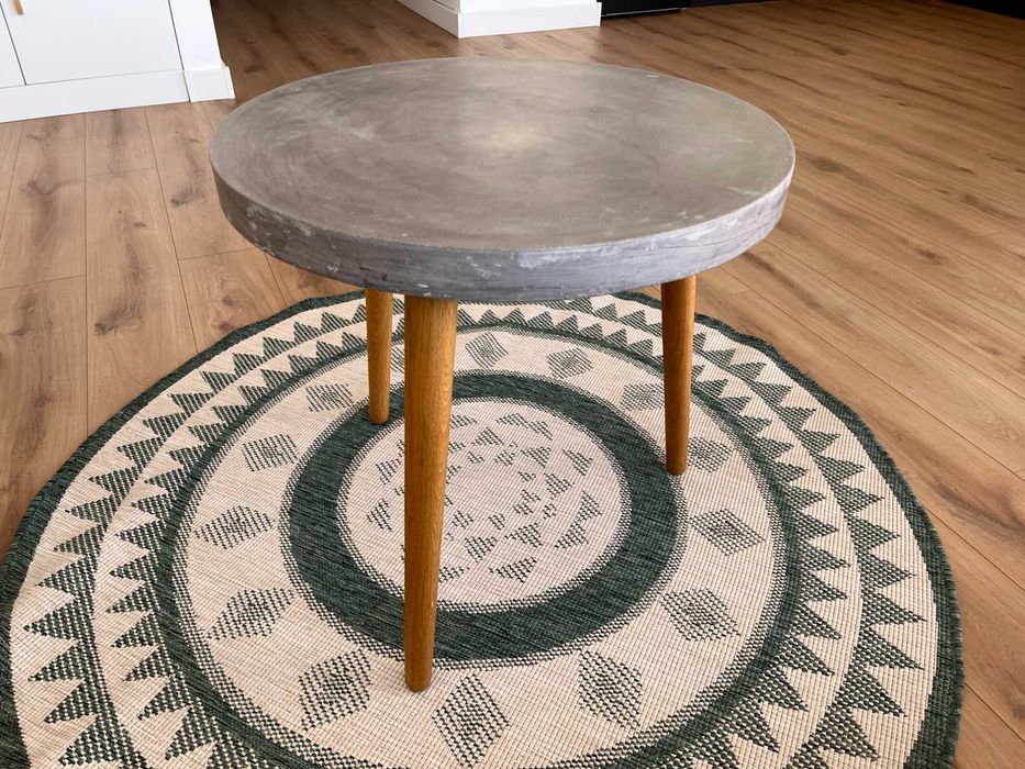 Masuta de cafea Sit Möbel, microciment cu picioare din  lemn de stejar