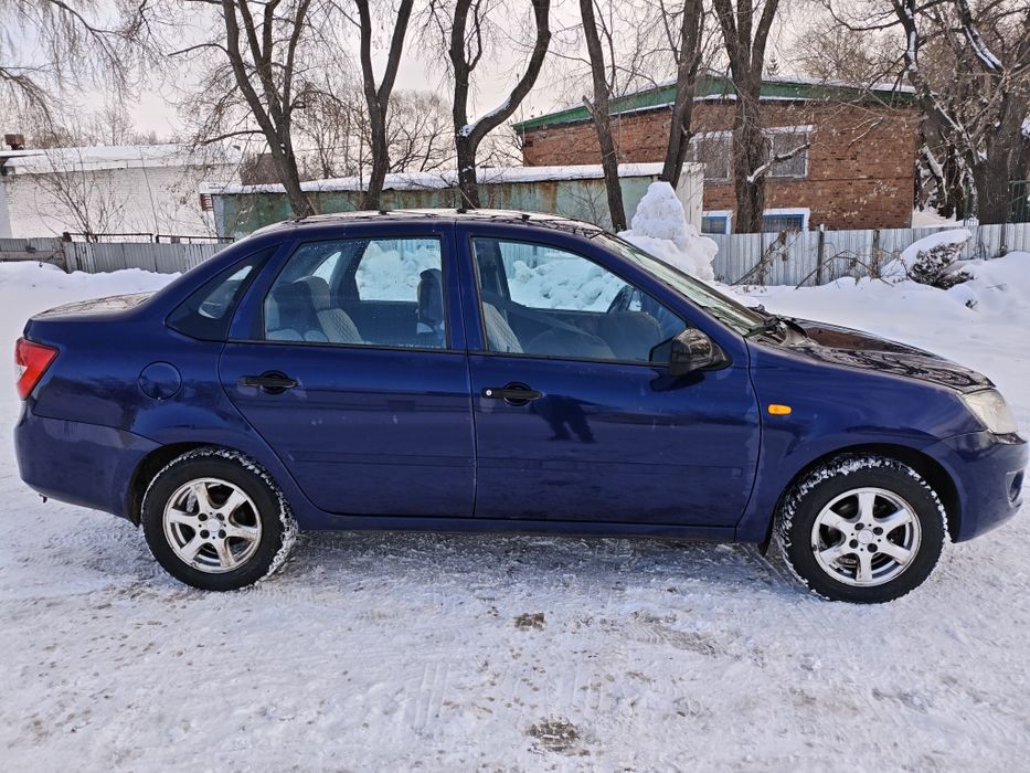 Продам машину Lada granta 2013 8 клоп