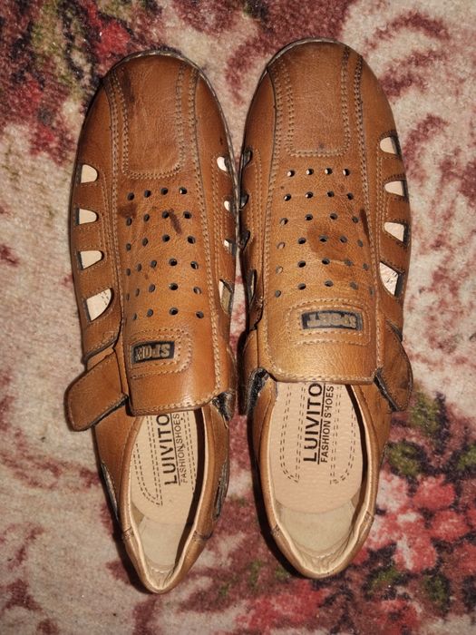 Продам кроссовки 44размкр