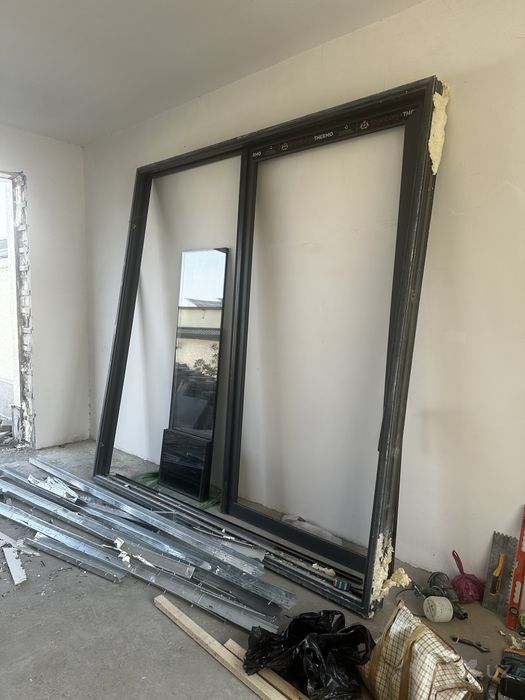 Раздвижные двери Engelberg THERMO 275x280 в черном цвете