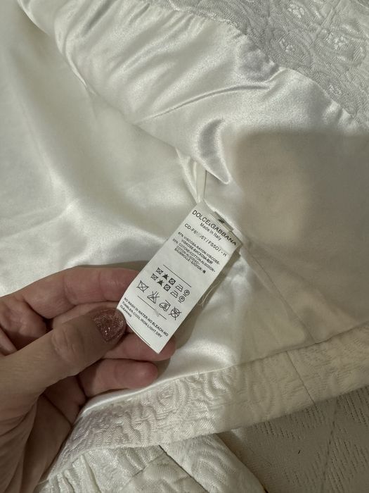 Продам оригинал костюм