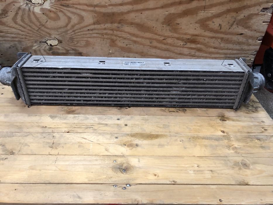 Radiator intecooler Audi A4 A5 B9, A6 C8, Q5 80A - cod 8W0145805AB