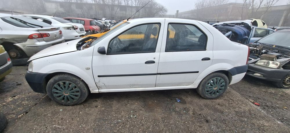 Dezmembrez Dacia Logan 1.4 B 2006
