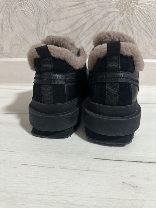 Кроссовки зимние