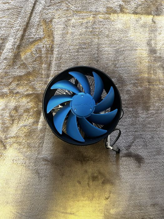 Продаётся Кулер DEEPCOOL