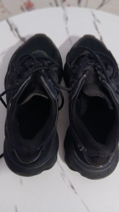 Adidas damă din piele