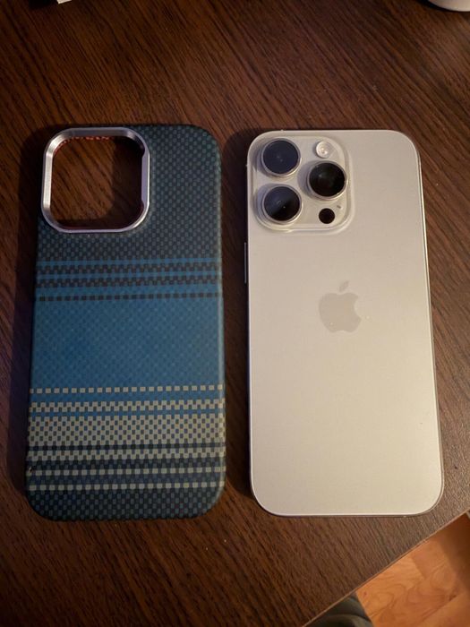 De vanzare  iphone 16 pro natural titanium