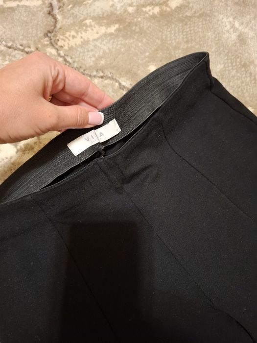 Lot 2 perechi colanti negri, transport 5 lei