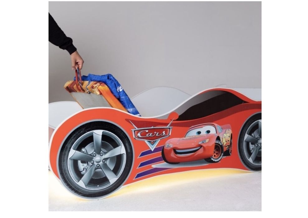 Продам машинку кровать