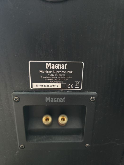 Vând set de boxe Magnat – Monitor Supreme 202 și Center 252
