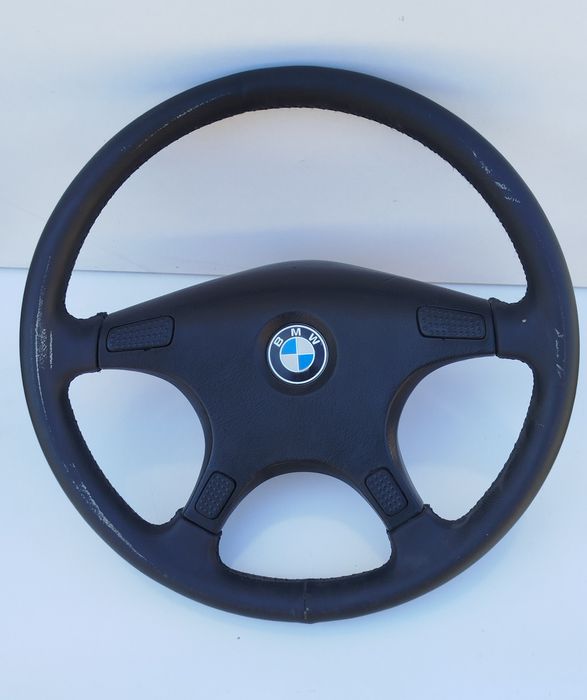 Руль от BMW E34 хорошо качество б/у