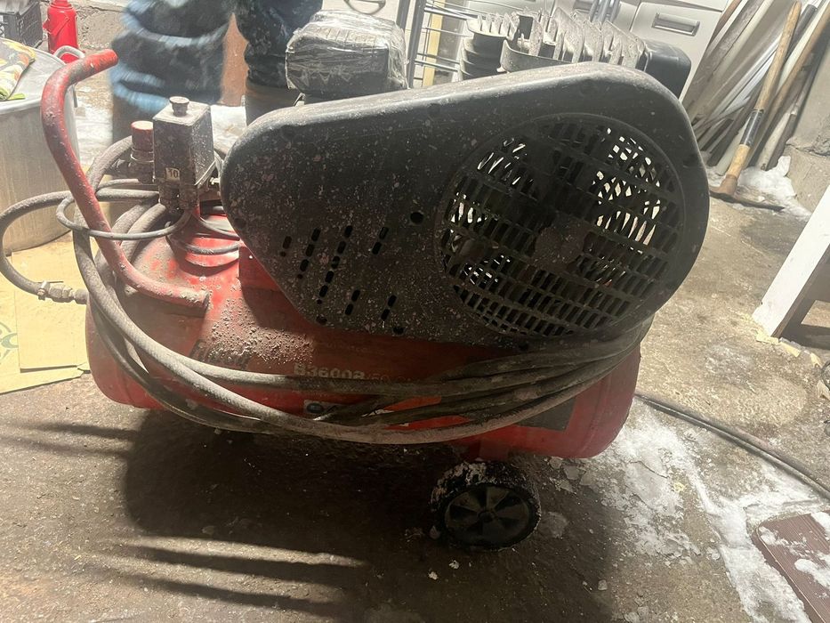 Воздушный компрессор