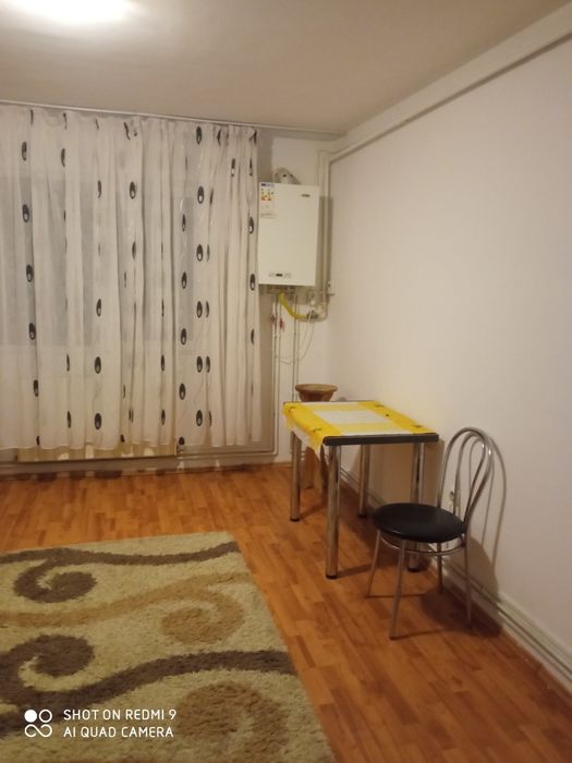 Închiriez garsonieră