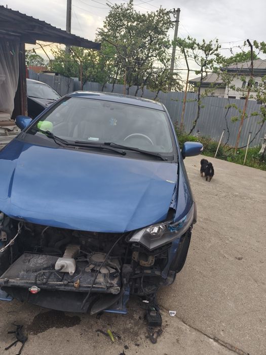 Vând Honda insight hibrid
