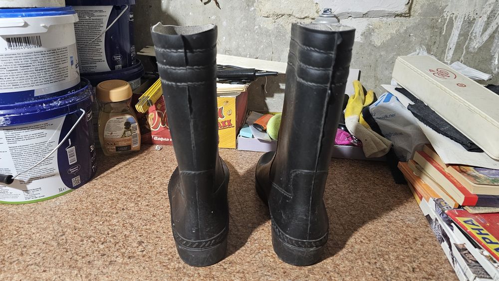 Продавам мъжки  ботуши