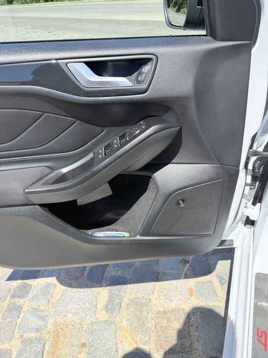 FORD Focus 2019 — imagine 4