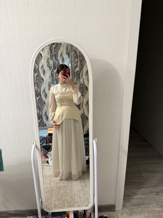 Продам платье надевалось всего 1 раз