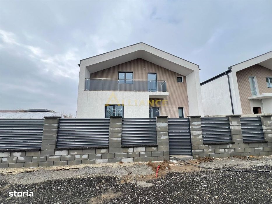 Casa Individuala P+M - 4 camere - Pompa de Caldura-Panouri Solare