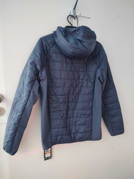 Яке Under Armour(S)