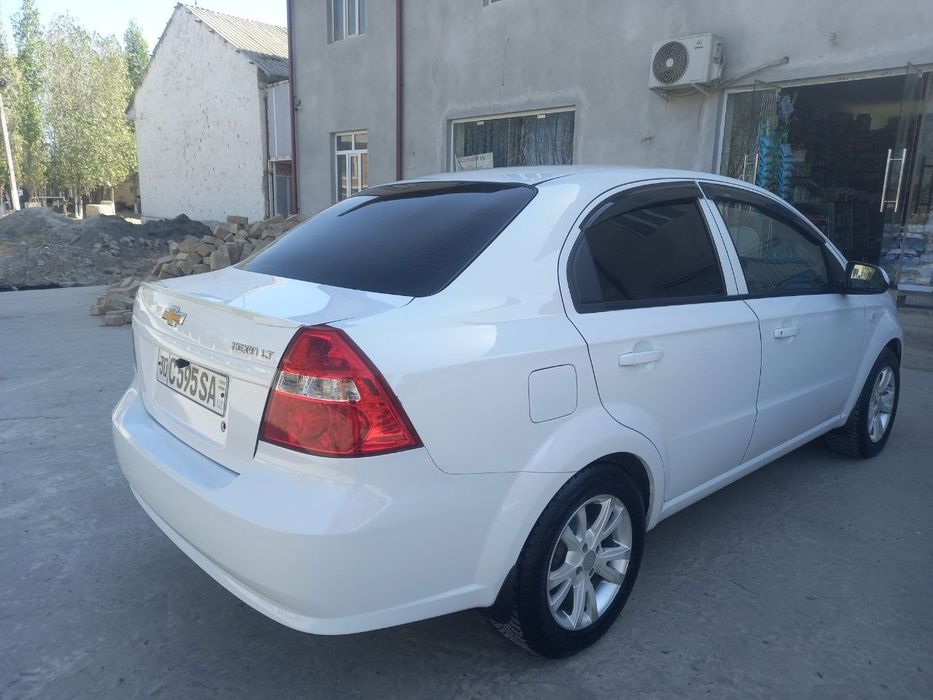 CHevrolet nexia 3