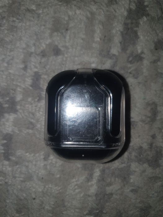 Продам наушники без проводные