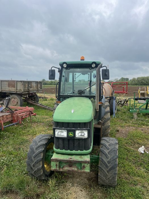 Vand tractor john deer 5615F