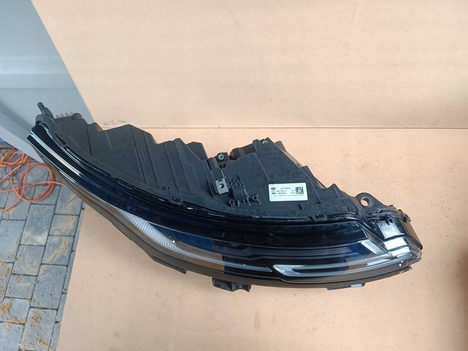 Оригинални фарове Range Rover EVOQUE II  L551 2018 + година