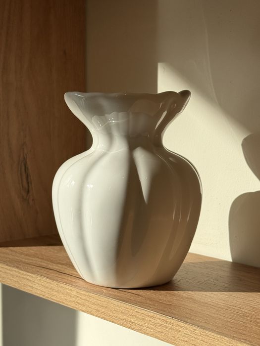 Продам вазы Новые