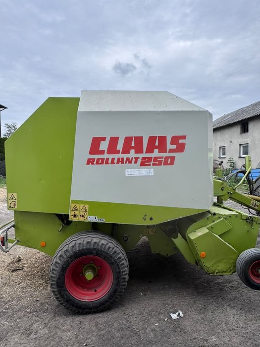 Пресс подборщик Claas rollant 250