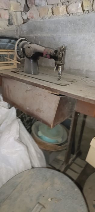 Тикув машинаси ишлайди Наманган Шахрида