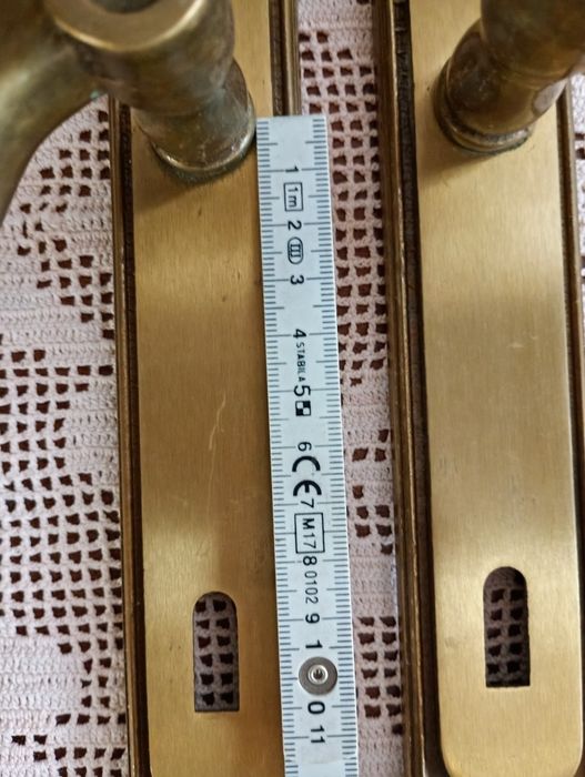 Антикварен месингов обков