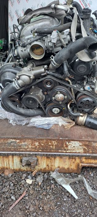 Двигатель 2UZ FE без навесного