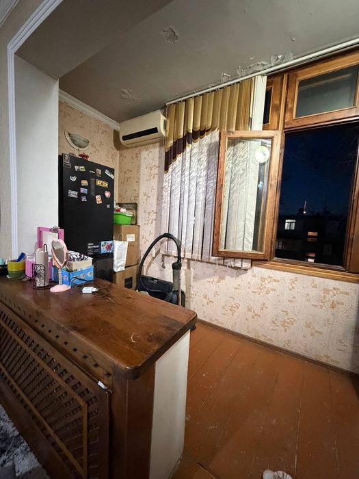 Своя продаётся квартира Юнусабад 11кв. Мега планет