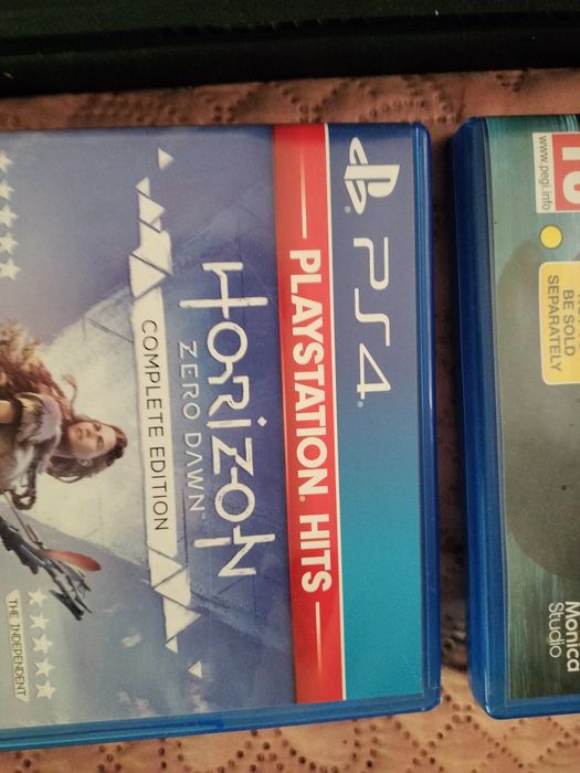 Playstation 4 slim, SSd 1TB, 2 controll-ere, plus jocuri