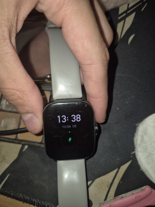 Продам часы amazfit gts 2e