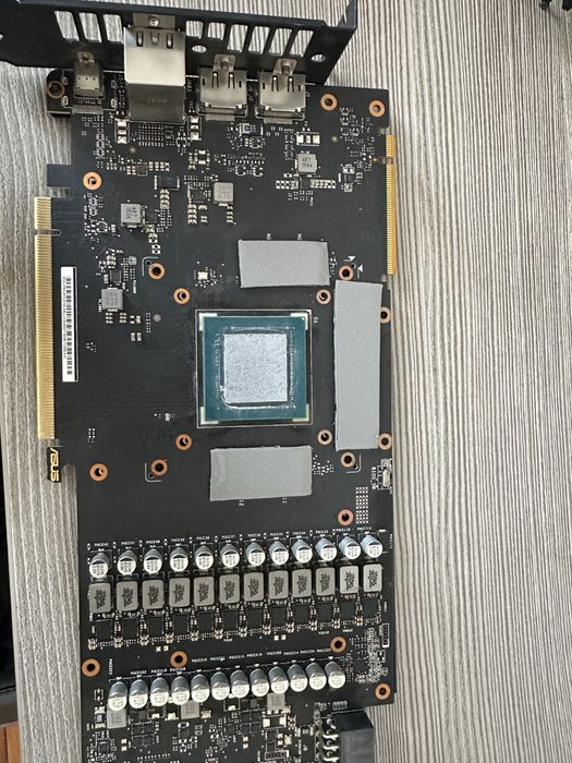 Rtx 2070 super asus rog strix