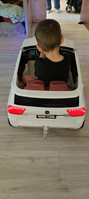 Детский автомобиль Тайота