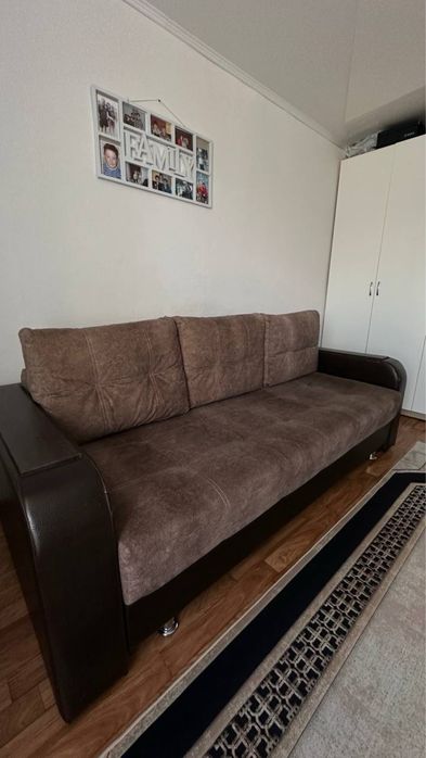 Продам диван пишите