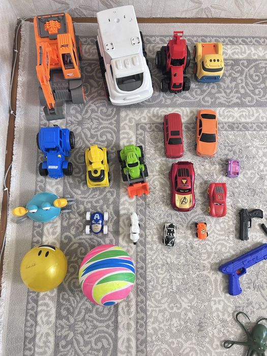 Продам детские игрушки