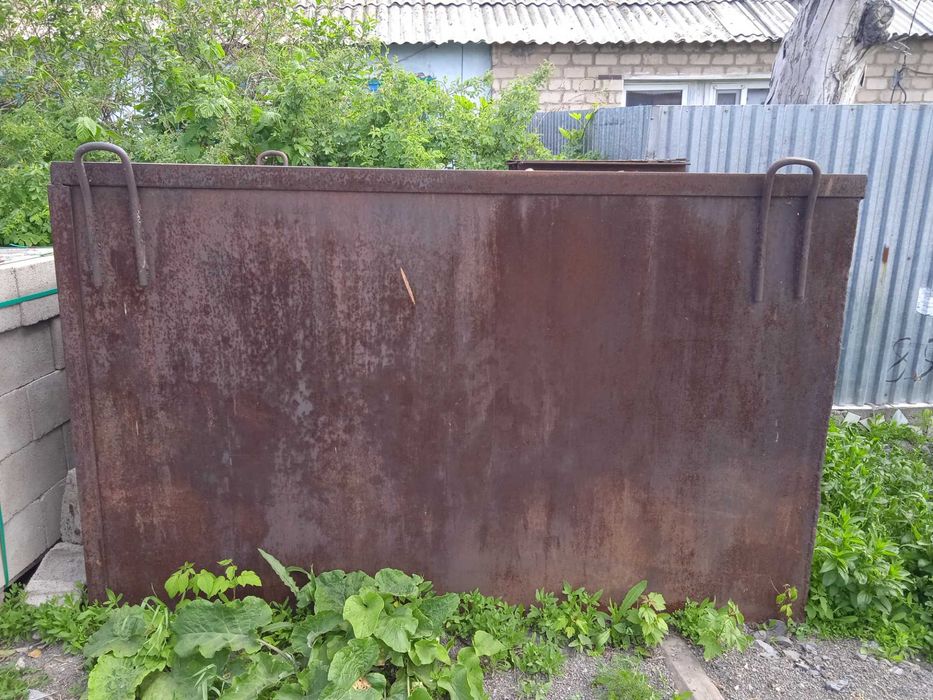 Продаю железный бак