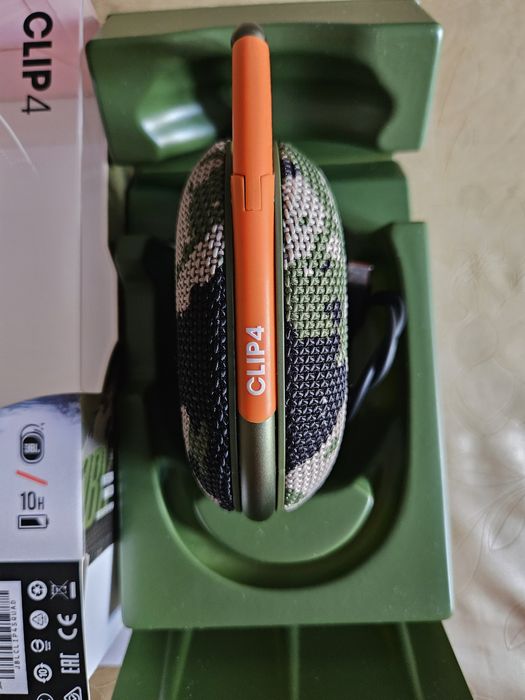 JBL Clip 4 , ,Bluetooth , 10 часа , Камуфлаж