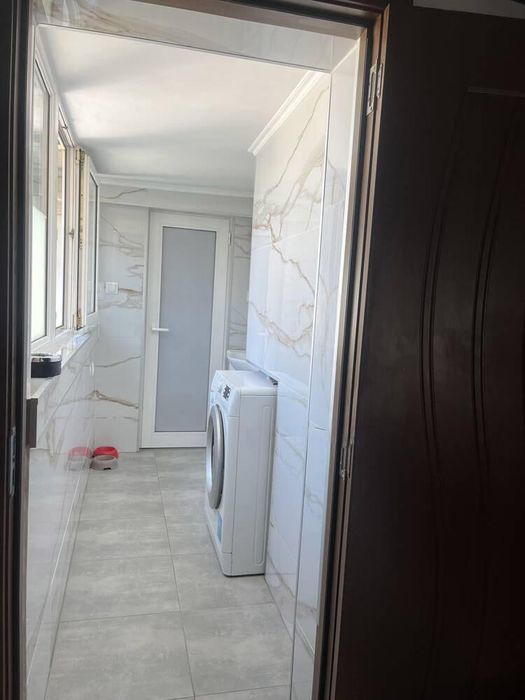 Продава се Четиристаен апартамент в Бургас, Център - 76 кв.м за 1778 €/кв.м - Снимка #5